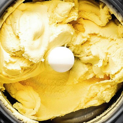 Mango Salted Cream gelato